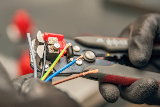 Best Electrical Troubleshooting Services  in Shepherd, MI
